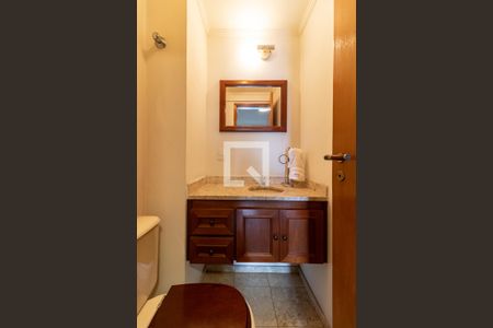 Apartamento à venda com 145m², 4 quartos e 2 vagasLavabo