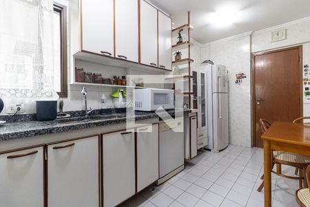 Apartamento à venda com 145m², 4 quartos e 2 vagasCozinha