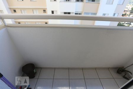 Sacada de apartamento para alugar com 2 quartos, 49m² em Jaguaré, São Paulo