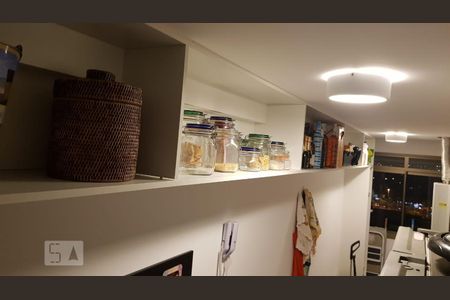 Apartamento à venda com 78m², 3 quartos e 2 vagas Apartamento à venda com 78m², 3 quartos e 2 vagasCozinha e Área de Serviço