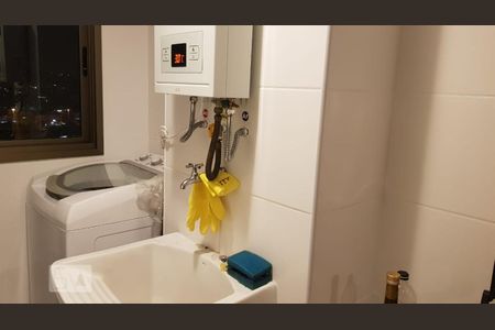 Apartamento à venda com 78m², 3 quartos e 2 vagas Apartamento à venda com 78m², 3 quartos e 2 vagasCozinha e Área de Serviço