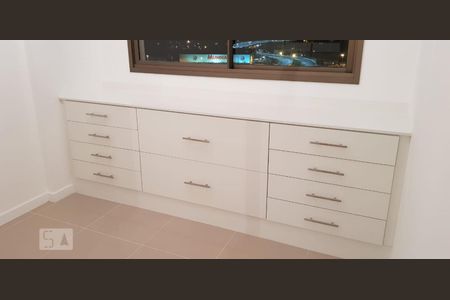 Apartamento à venda com 78m², 3 quartos e 2 vagas Apartamento à venda com 78m², 3 quartos e 2 vagasQuarto 3 - Suíte