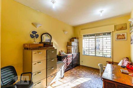 Casa à venda com 260m², 5 quartos e 3 vagasQuarto 2