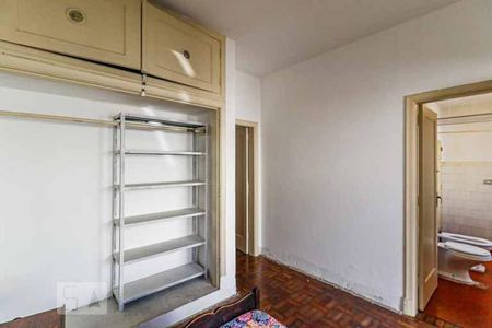 Casa à venda com 260m², 5 quartos e 3 vagasQuarto edícula