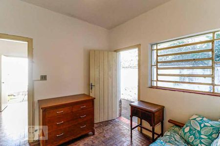 Casa à venda com 260m², 5 quartos e 3 vagasSala edícula