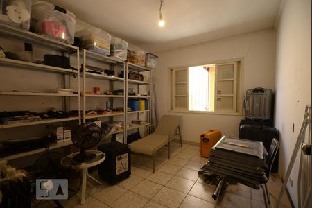 Casa à venda com 200m², 2 quartos e 4 vagasQuarto 2