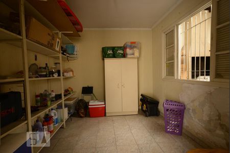 Casa à venda com 200m², 2 quartos e 4 vagasDespensa