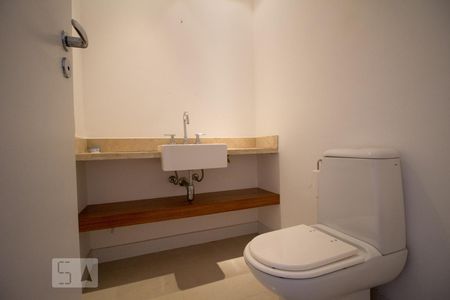 Apartamento à venda com 555m², 4 quartos e sem vagaLavabo