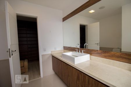 Apartamento à venda com 555m², 4 quartos e sem vagaBanheiro 1 - Suite 1