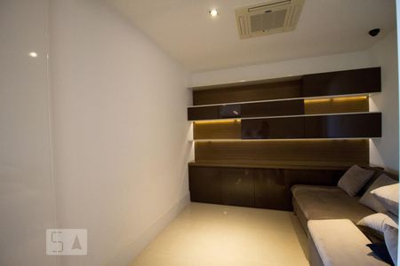 Apartamento à venda com 555m², 4 quartos e sem vagaEscritório