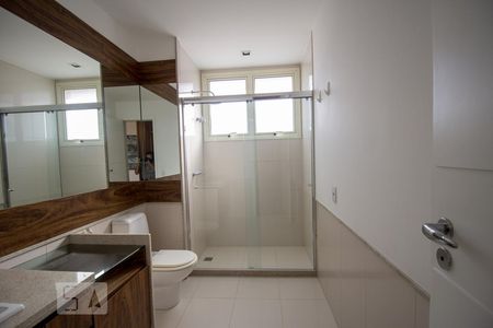 Apartamento à venda com 555m², 4 quartos e sem vagaBanheiro - Suite 2