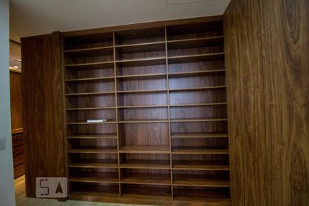 Apartamento à venda com 555m², 4 quartos e sem vagaCloset - Suite 1