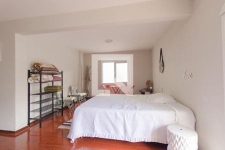 Quarto 2 de apartamento para alugar com 1 quarto, 110m² em Água Verde, Curitiba