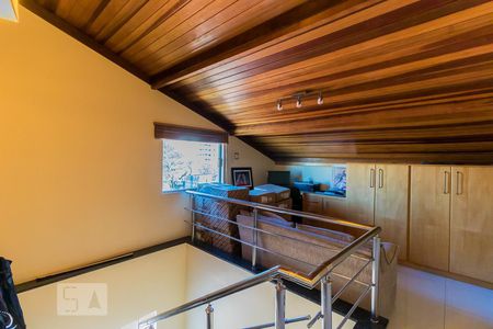 Casa para alugar com 150m², 3 quartos e 3 vagas Casa para alugar com 150m², 3 quartos e 3 vagasSótão