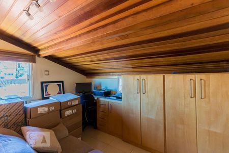 Casa para alugar com 150m², 3 quartos e 3 vagas Casa para alugar com 150m², 3 quartos e 3 vagasSótão