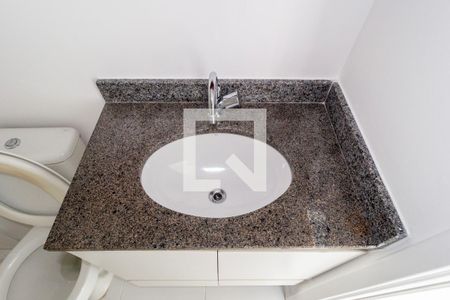 Apartamento para alugar com 33m², 1 quarto e sem vagaDetalhe - Banheiro