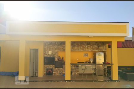 Casa à venda com 400m², 3 quartos e 8 vagas Casa à venda com 400m², 3 quartos e 8 vagaslazer