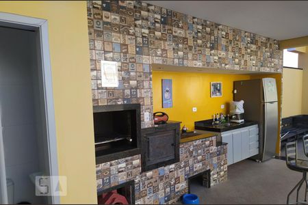 Casa à venda com 400m², 3 quartos e 8 vagas Casa à venda com 400m², 3 quartos e 8 vagaslazer