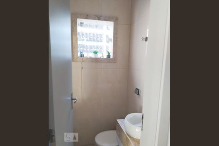 Casa à venda com 400m², 3 quartos e 8 vagas Casa à venda com 400m², 3 quartos e 8 vagasLavabo