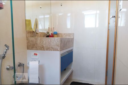 Casa à venda com 400m², 3 quartos e 8 vagas Casa à venda com 400m², 3 quartos e 8 vagasSuite 2