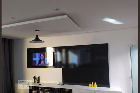 Sala de casa à venda com 3 quartos, 400m² em Vila Matilde, São Paulo