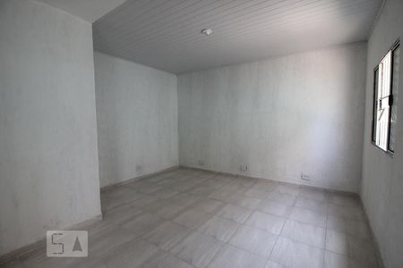 Casa à venda com 120m², 1 quarto e sem vagaquarto