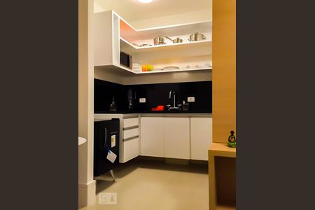 Cozinha de kitnet/studio à venda com 1 quarto, 38m² em Itaim Bibi, São Paulo