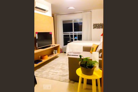 Sala de kitnet/studio à venda com 1 quarto, 38m² em Itaim Bibi, São Paulo