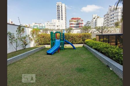 Apartamento à venda com 135m², 2 quartos e 3 vagas Apartamento à venda com 135m², 2 quartos e 3 vagasÁrea Comum - Playground