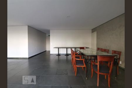Apartamento à venda com 135m², 2 quartos e 3 vagas Apartamento à venda com 135m², 2 quartos e 3 vagasÁrea comum - Salão de festas