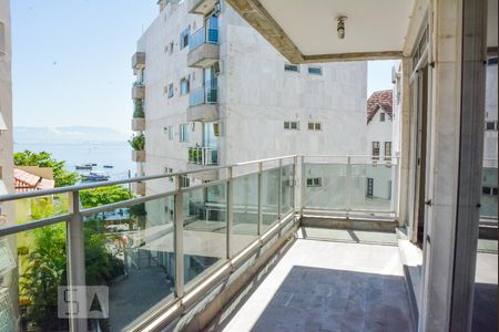 Apartamento à venda com 3 quartos, 125m² em Urca, Rio de Janeiro