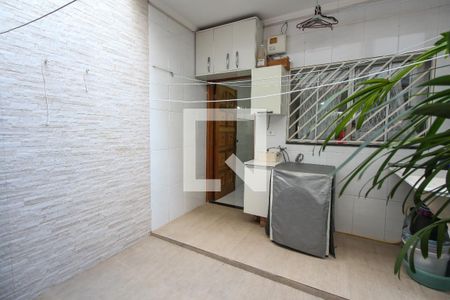 Casa à venda com 110m², 3 quartos e 2 vagasÁrea de Serviço