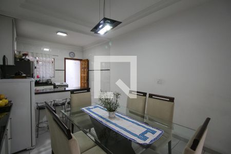 Casa à venda com 110m², 3 quartos e 2 vagasCopa