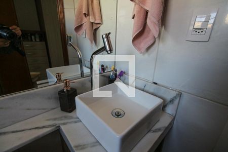 Casa à venda com 110m², 3 quartos e 2 vagasBanheiro da Suíte