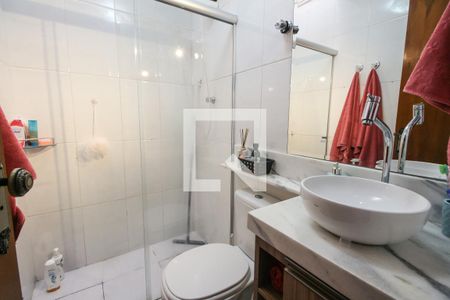 Casa à venda com 110m², 3 quartos e 2 vagasBanheiro Social