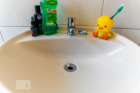 Casa à venda com 125m², 3 quartos e 2 vagasBanheiro