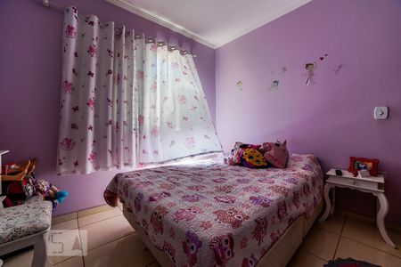 Casa à venda com 125m², 3 quartos e 2 vagasQuarto 3