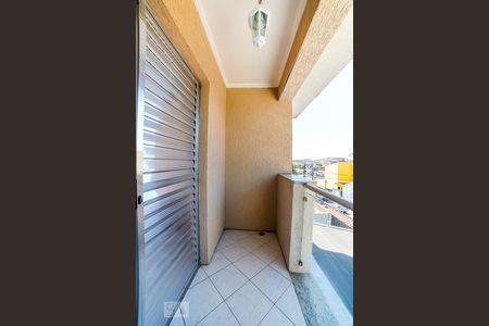 Casa à venda com 125m², 3 quartos e 2 vagasSacada Quarto 1