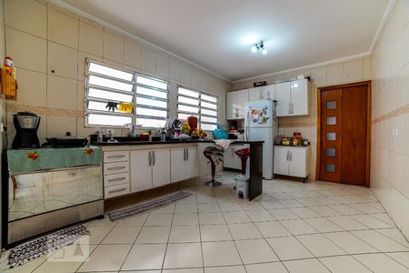 Casa à venda com 125m², 3 quartos e 2 vagasCozinha