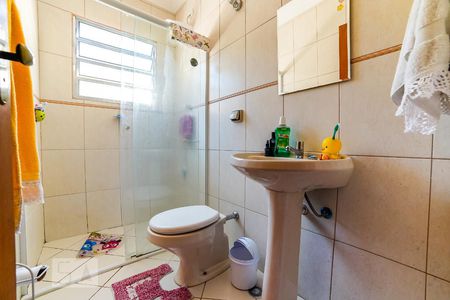 Casa à venda com 125m², 3 quartos e 2 vagasBanheiro