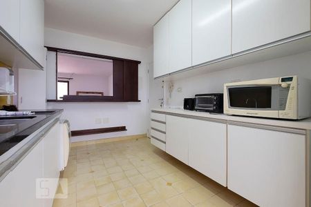 Apartamento para alugar com 127m², 3 quartos e 2 vagasCozinha