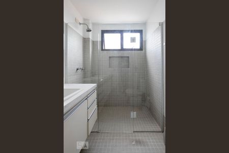 Apartamento para alugar com 127m², 3 quartos e 2 vagasSuíte - Banheiro