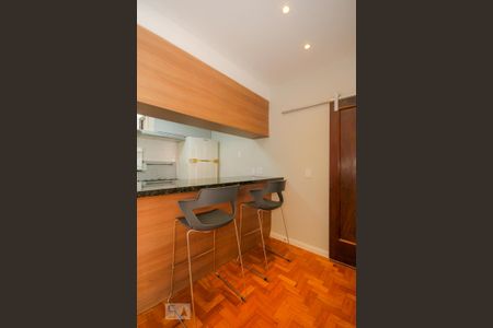 Apartamento para alugar com 140m², 3 quartos e 1 vaga Apartamento para alugar com 140m², 3 quartos e 1 vagaSala