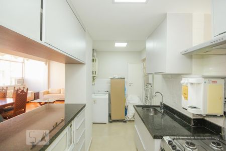 Apartamento para alugar com 140m², 3 quartos e 1 vaga Apartamento para alugar com 140m², 3 quartos e 1 vagaCozinha