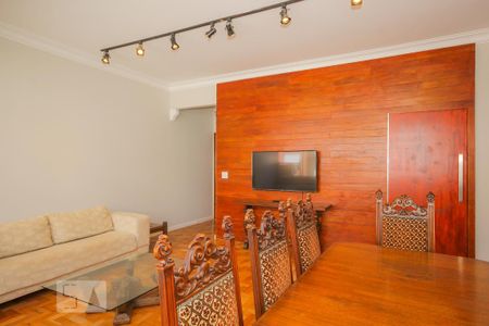 Apartamento para alugar com 140m², 3 quartos e 1 vaga Apartamento para alugar com 140m², 3 quartos e 1 vagaSala