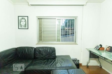 Apartamento à venda com 223m², 4 quartos e 5 vagasQuarto 4