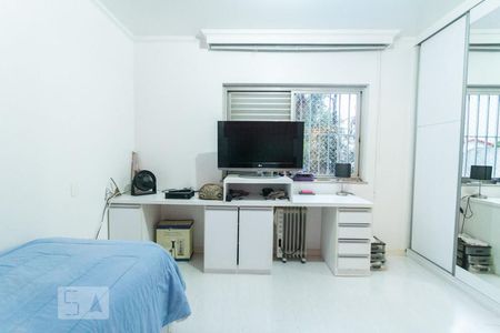 Apartamento à venda com 223m², 4 quartos e 5 vagasQuarto 2