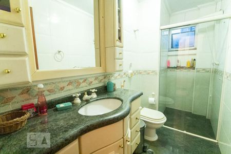 Apartamento à venda com 223m², 4 quartos e 5 vagasBanheiro 3