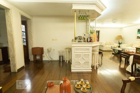 Sala de Estar de apartamento à venda com 4 quartos, 223m² em Perdizes, São Paulo