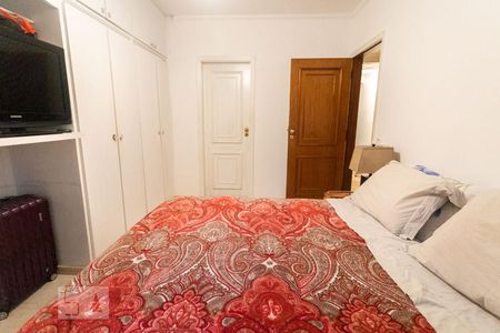 Apartamento à venda com 223m², 4 quartos e 5 vagasQuarto 3 - Suíte